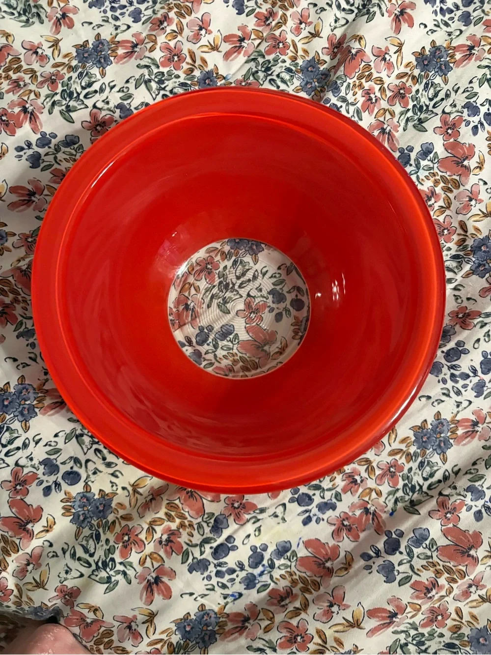 410- vintage Pyrex primary care bowl set